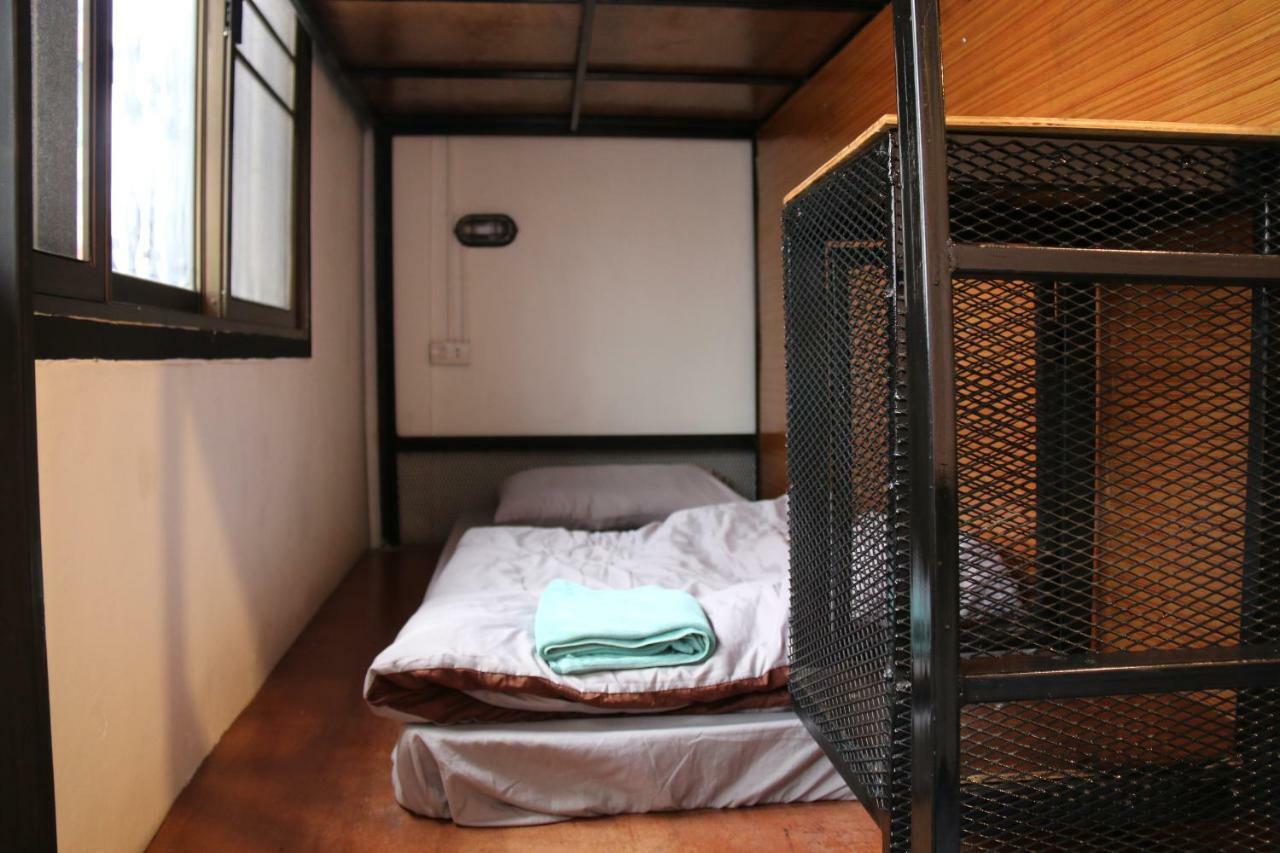 Family Home 2 Chiangmai (Adults Only) Chiang Mai Bagian luar foto